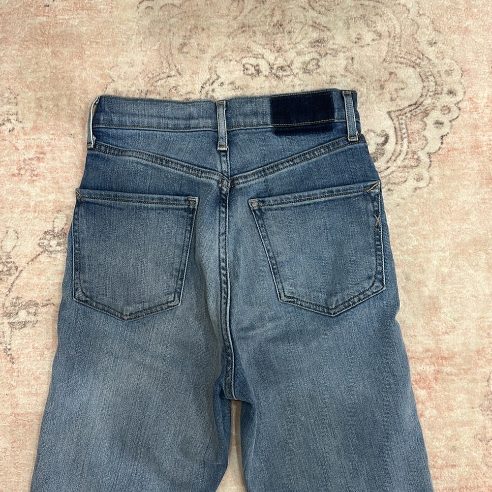 Express Super High Rise Straight Jeans - Picture 7 of 7